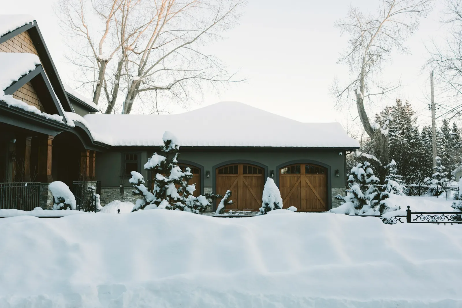 How Do You Clean a Messy Garden in Winter in Ontario?